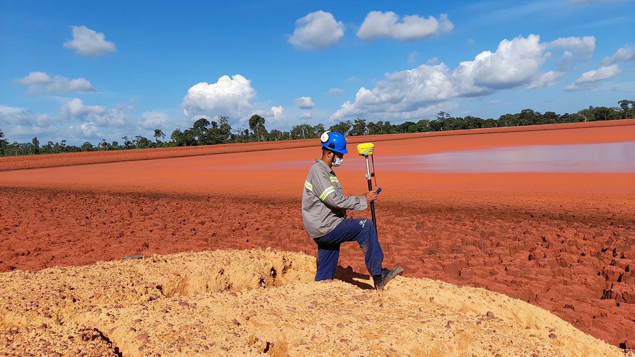 Brazil topobathymetry and geotechnical survey, associated with a dam break